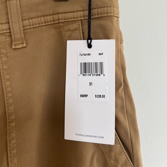 7 For All Mankind NWT Darted Boyfriend Jogger in Sateen Tan Safari, 31 - Picture 5 of 16